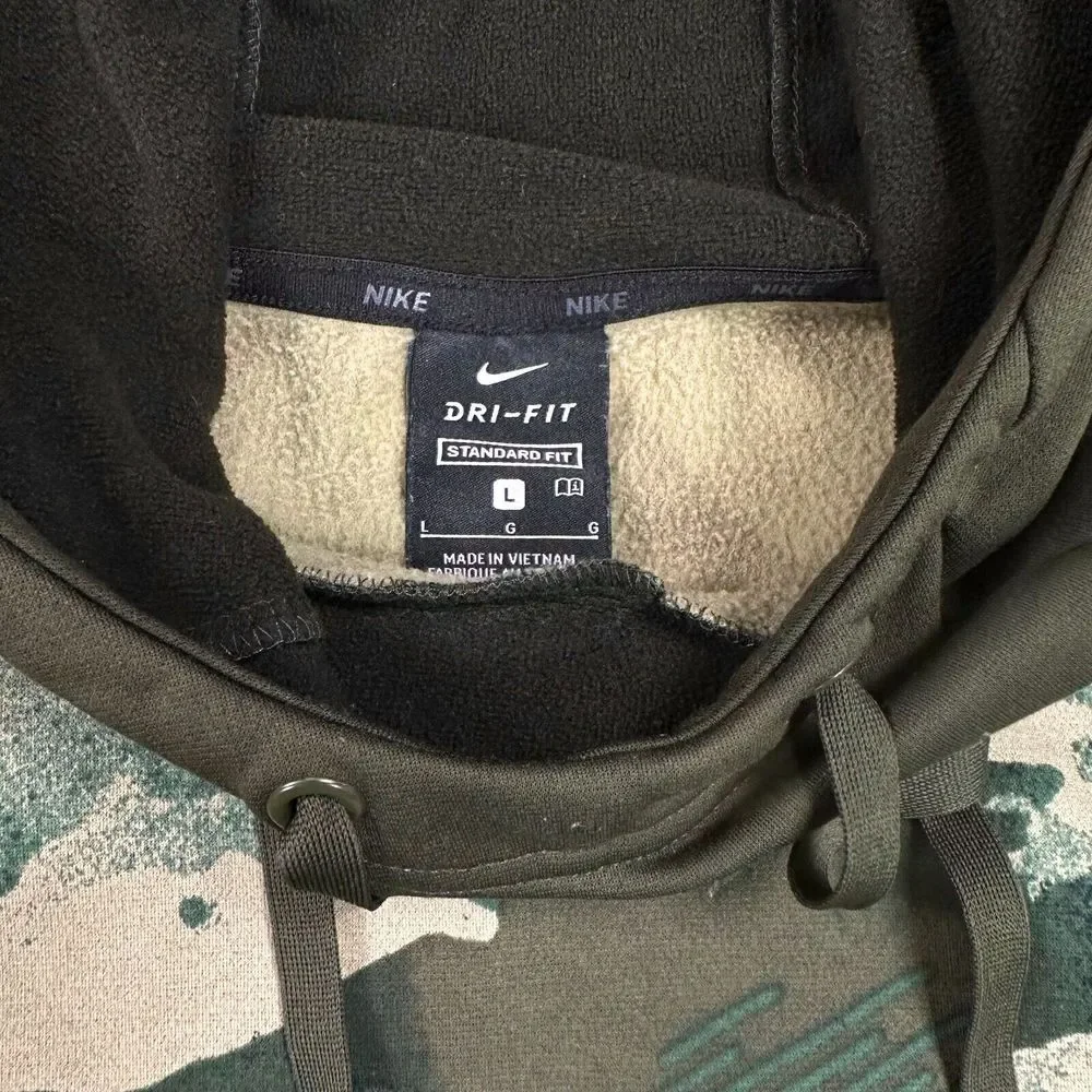 Nike Mens Large Green Camouflage Hoodie Pullover With Pockets Long Sleeve‎